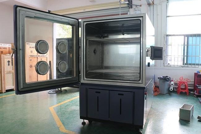 Mini chambre climatique d'essai de la température et d'humidité pour l'essai de batteries d'ion de lithium